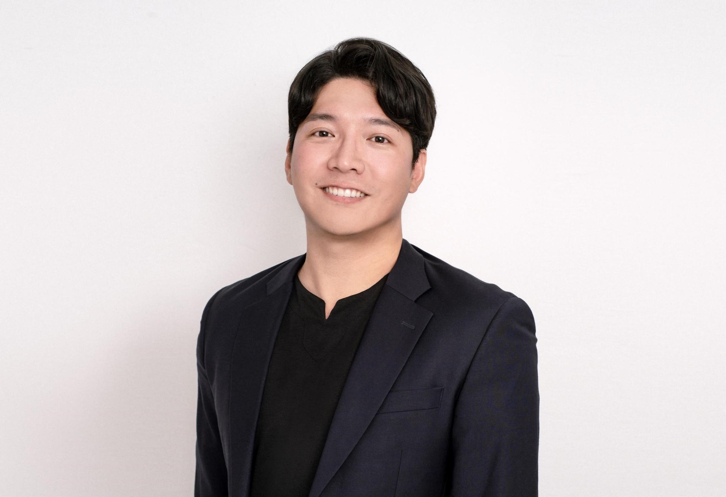 Dr. Dongil Shin